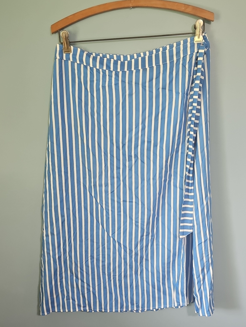 Mixit Blue Macaw and White Vertical Stripe Wrap Midi Skirt Size 12